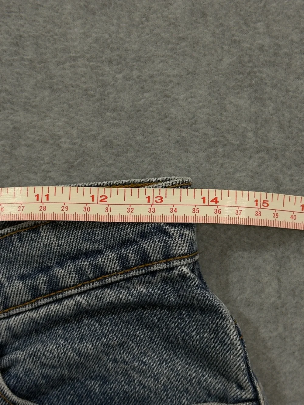 Vintage 90’s Levi's 512 Slim Fit Straight Leg Light Wash Blue Jeans Size 8 - Picture 7 of 7